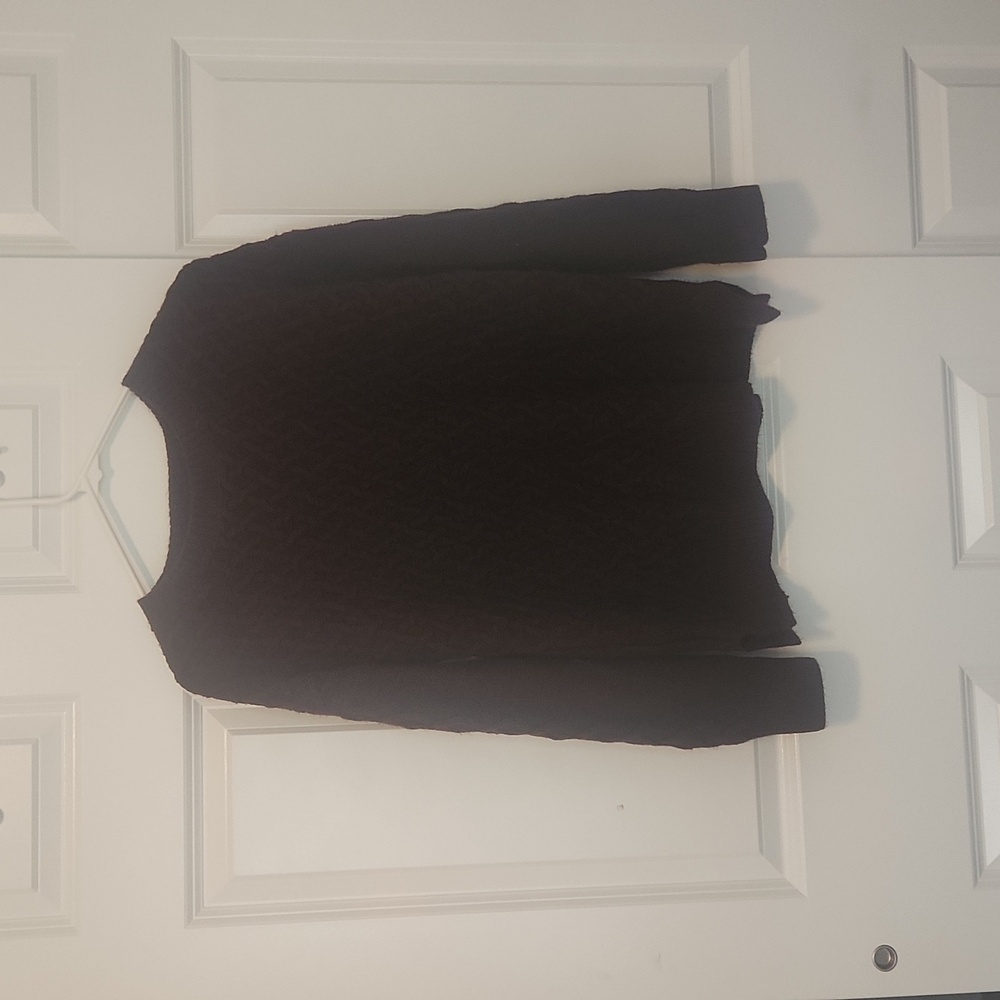 Maroon sweater